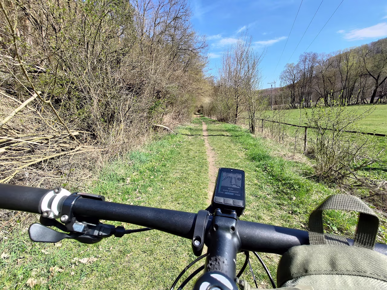 Photo of goo on handlebars